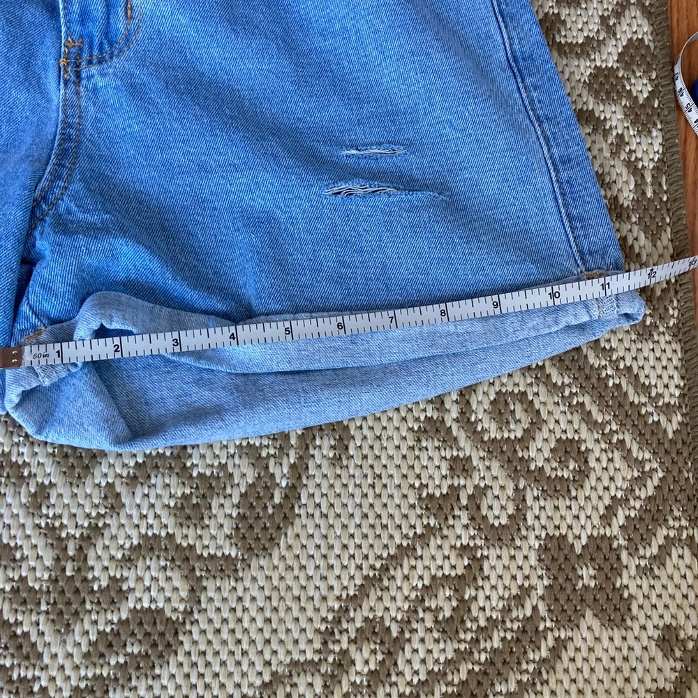 Aaron & Amber Light Denim Washed Distressed High Waist Shorts Size M - Picture 4 of 8